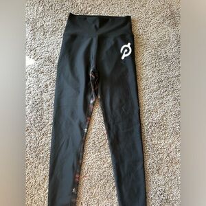Peloton leggings size: M